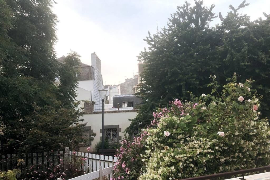 Maison De Centre-ville Avec Grande Terrasse