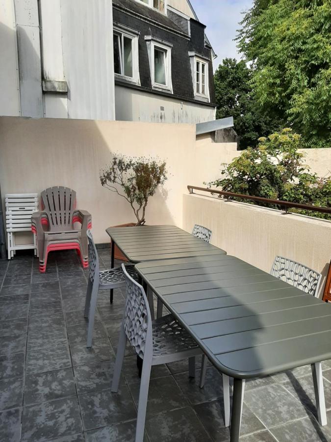 Holiday home Maison De Centre-ville Avec Grande Terrasse *